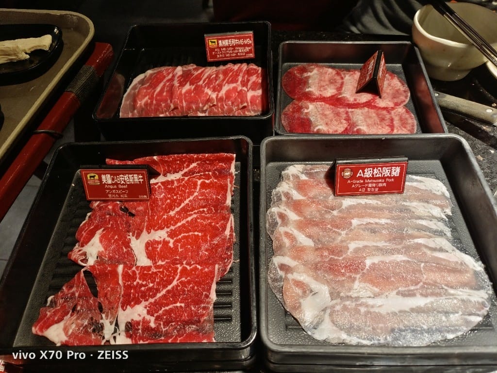 【台北吃到飽】馬辣頂級麻辣火鍋南京店，來享受哈根達斯自由😆