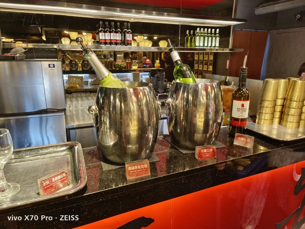 【台北吃到飽】馬辣頂級麻辣火鍋南京店，來享受哈根達斯自由😆