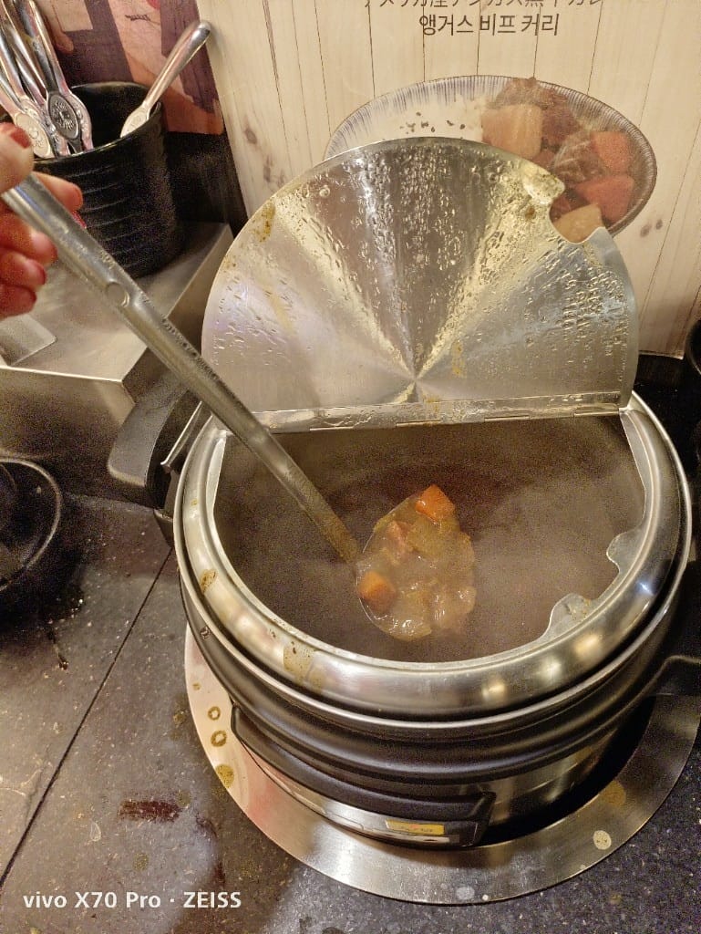 【台北吃到飽】馬辣頂級麻辣火鍋南京店，來享受哈根達斯自由😆