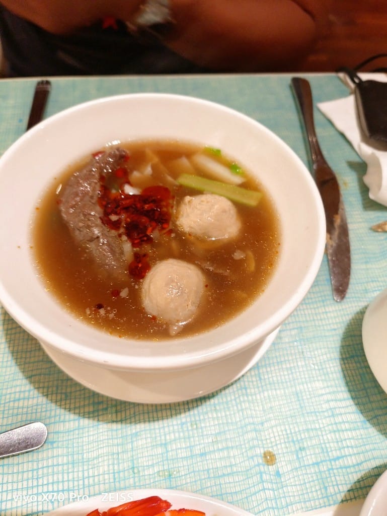 【台北吃到飽】美福彩匯下午茶，回味美味的爐烤牛排、牛肉湯和NO1的甜點❤️