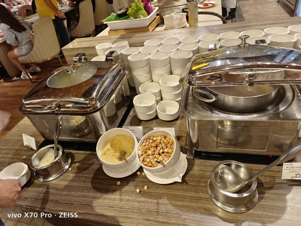 【台北吃到飽】美福彩匯下午茶，回味美味的爐烤牛排、牛肉湯和NO1的甜點❤️