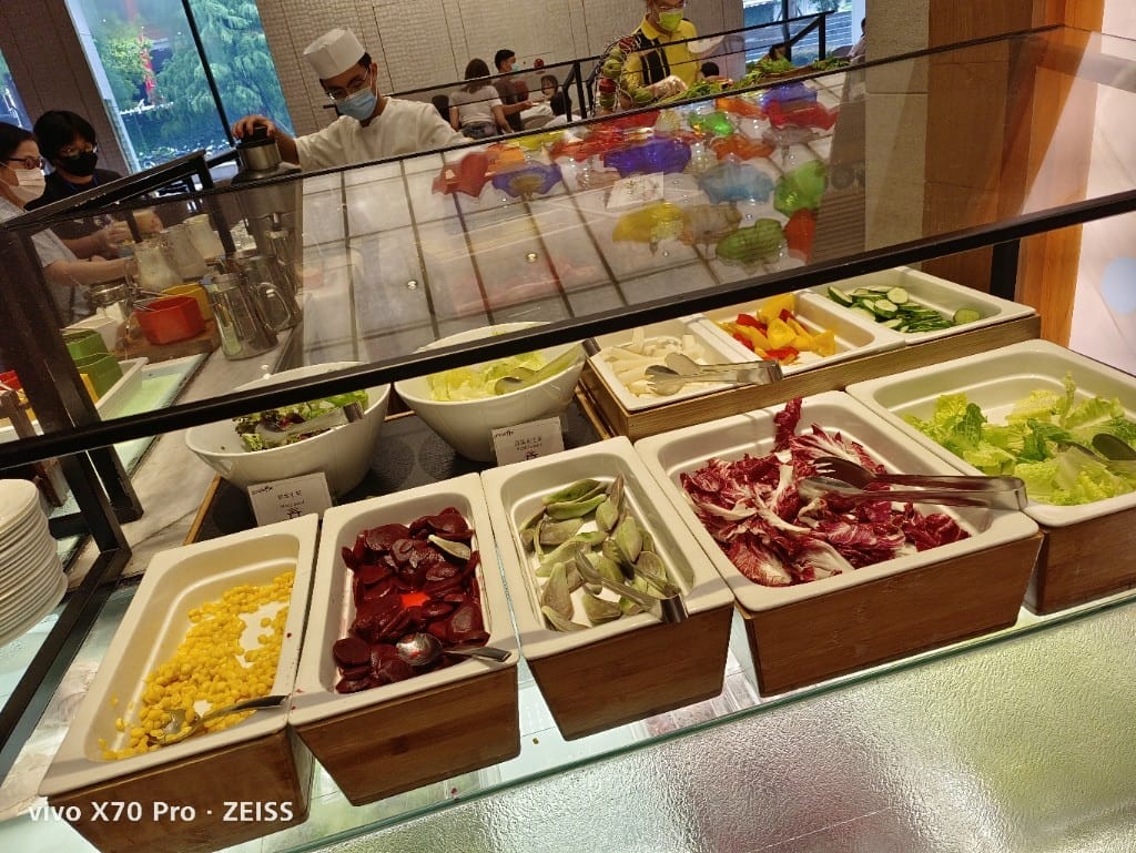 【台北吃到飽】美福彩匯下午茶，回味美味的爐烤牛排、牛肉湯和NO1的甜點❤️