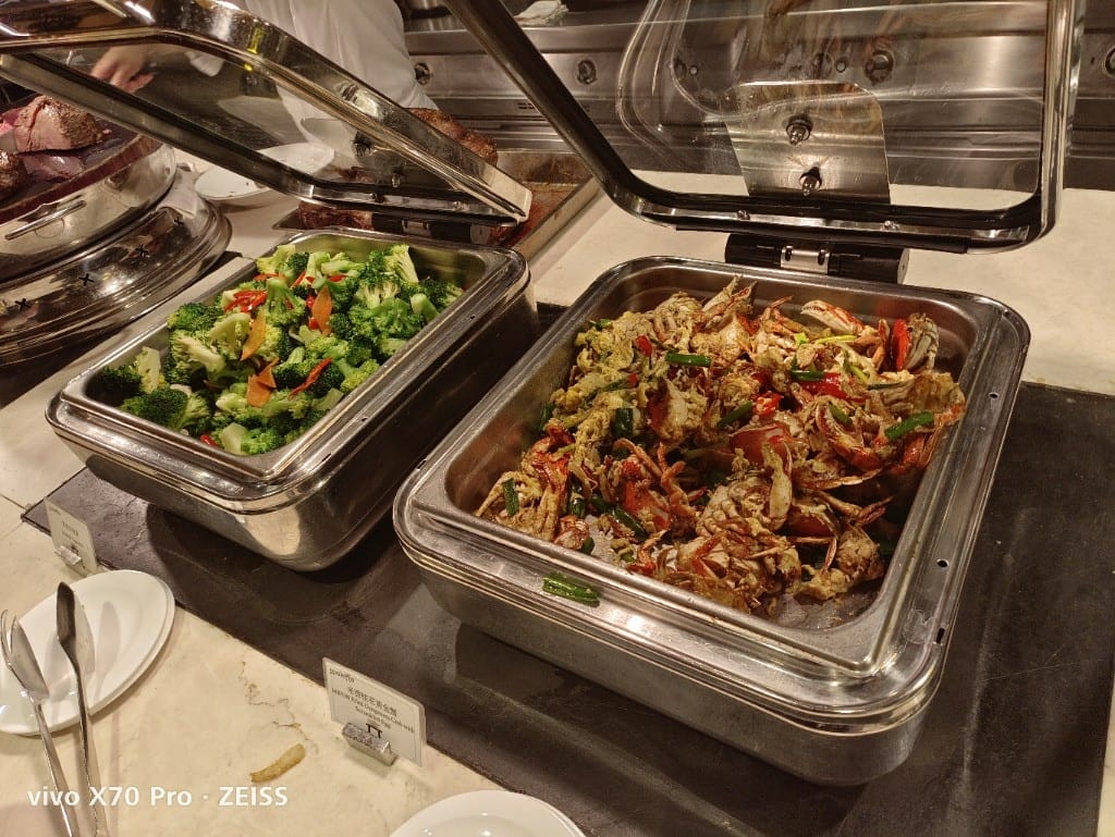 【台北吃到飽】美福彩匯下午茶，回味美味的爐烤牛排、牛肉湯和NO1的甜點❤️