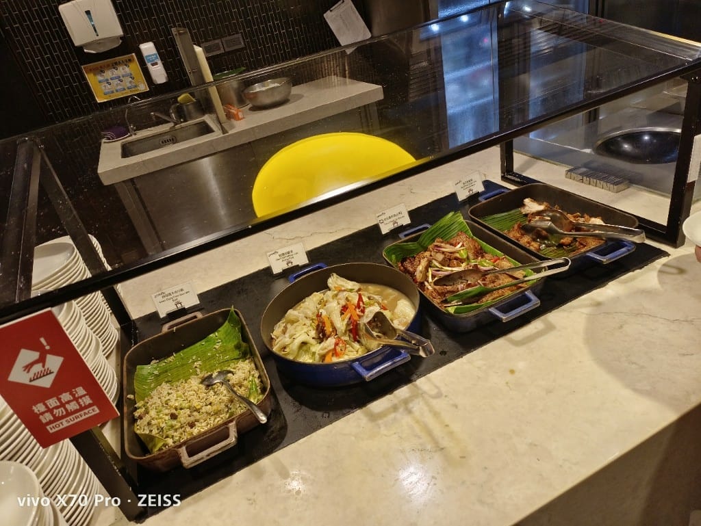 【台北吃到飽】美福彩匯下午茶，回味美味的爐烤牛排、牛肉湯和NO1的甜點❤️
