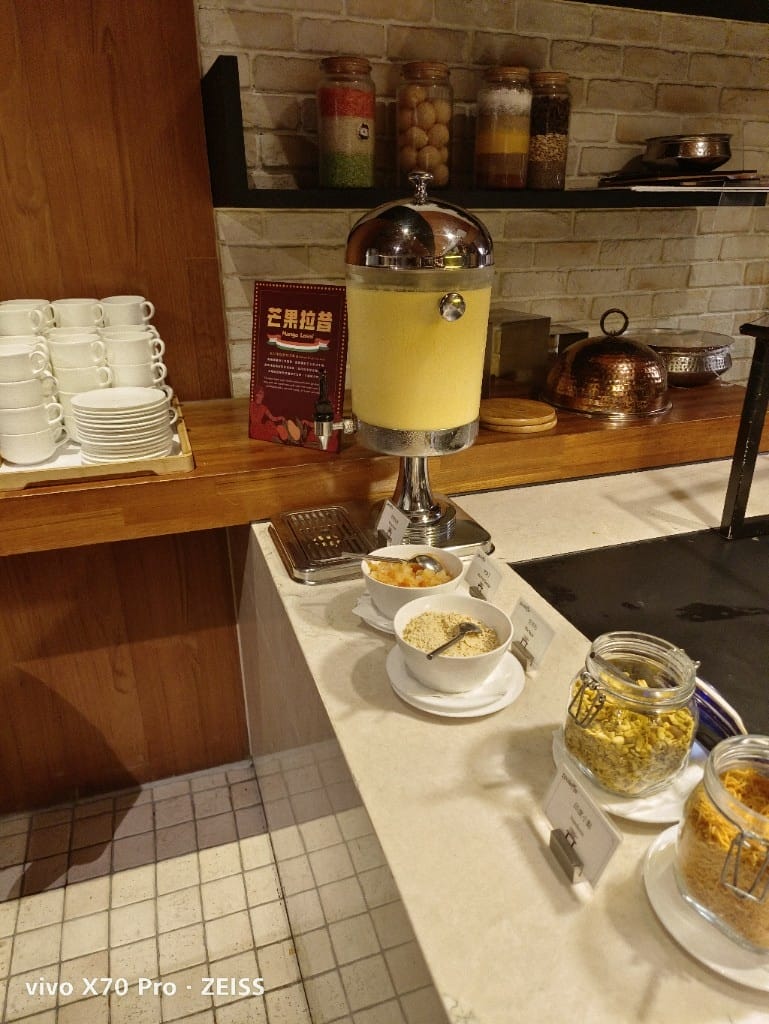 【台北吃到飽】美福彩匯下午茶，回味美味的爐烤牛排、牛肉湯和NO1的甜點❤️