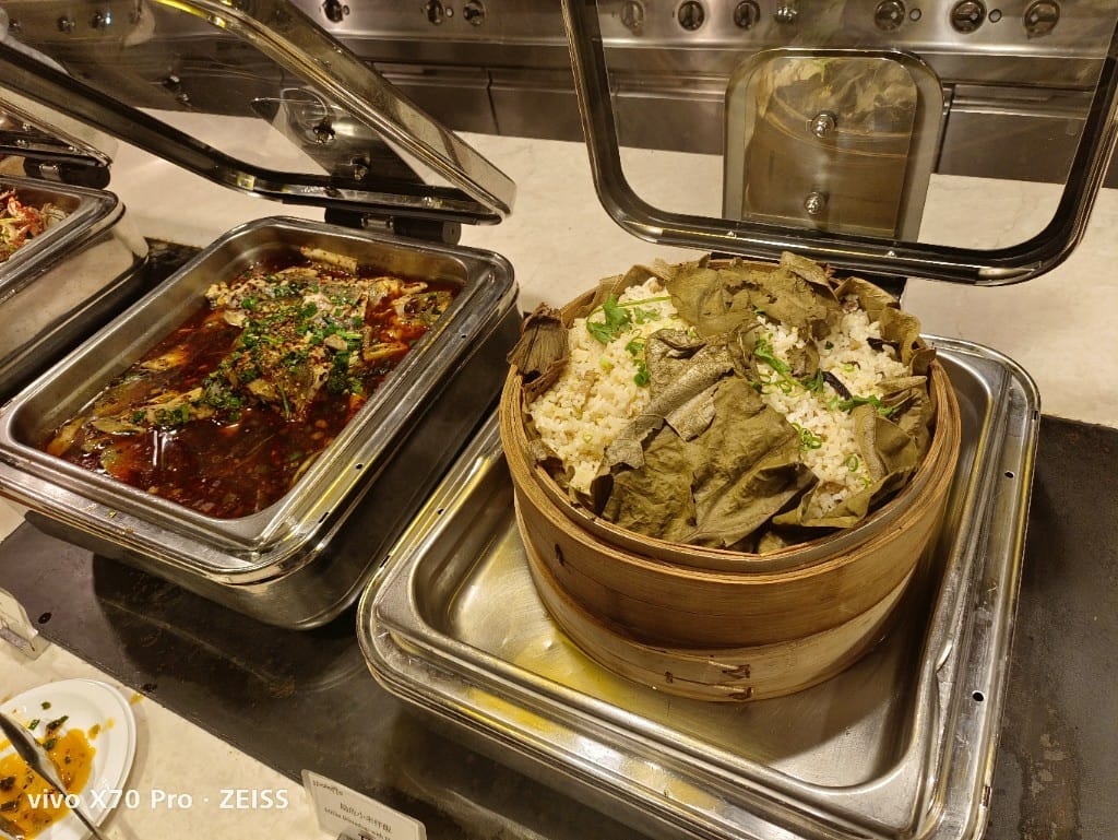 【台北吃到飽】美福彩匯下午茶，回味美味的爐烤牛排、牛肉湯和NO1的甜點❤️