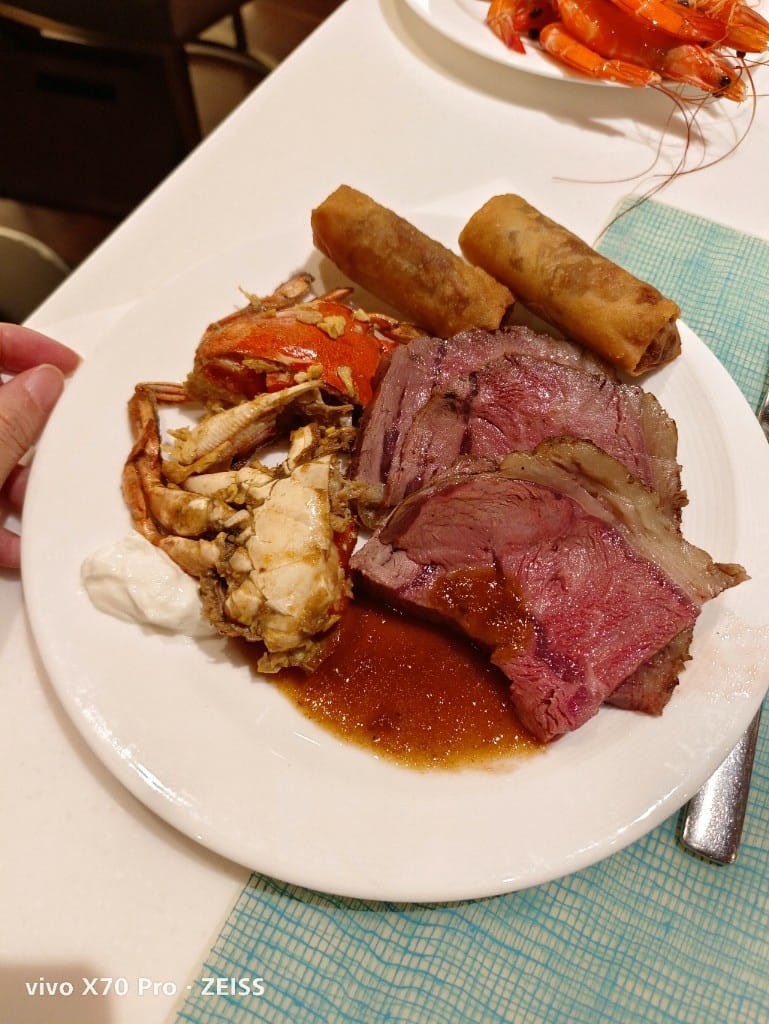 【台北吃到飽】美福彩匯下午茶，回味美味的爐烤牛排、牛肉湯和NO1的甜點❤️