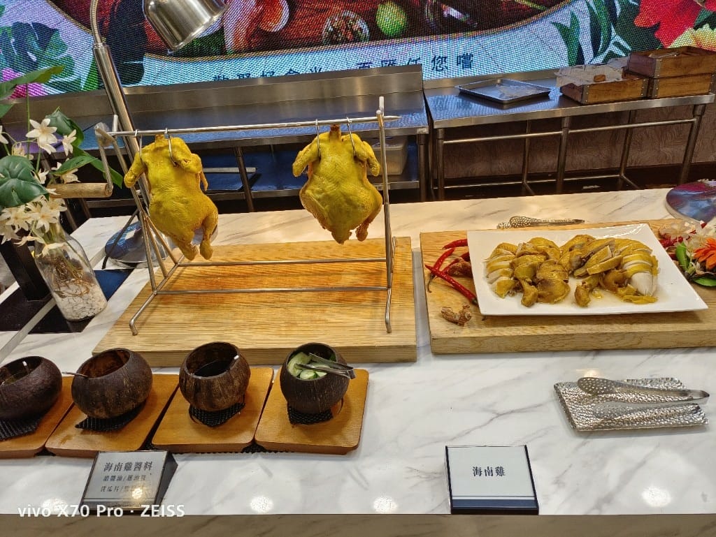 【新莊吃到飽】峇里斯南洋海鮮總匯4訪,新莊最新吃到飽已經崩壞😵😵😵 - 第38張圖 【新莊吃到飽】峇里斯南洋海鮮總匯4訪,新莊最新吃到飽已經崩壞😵😵😵
