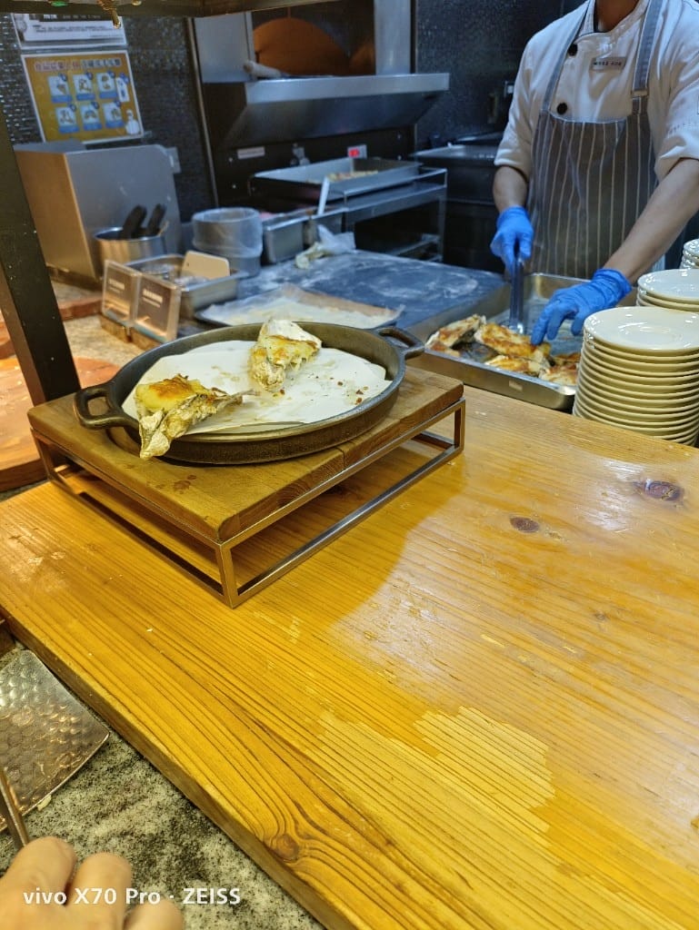 【台北吃到飽】饗食天堂信義店，假日午餐焗烤生蠔自由❤️