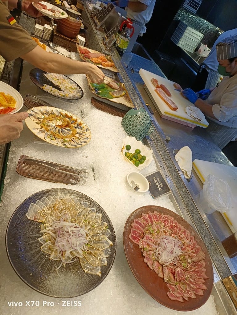 【台北吃到飽】饗食天堂信義店，假日午餐焗烤生蠔自由❤️