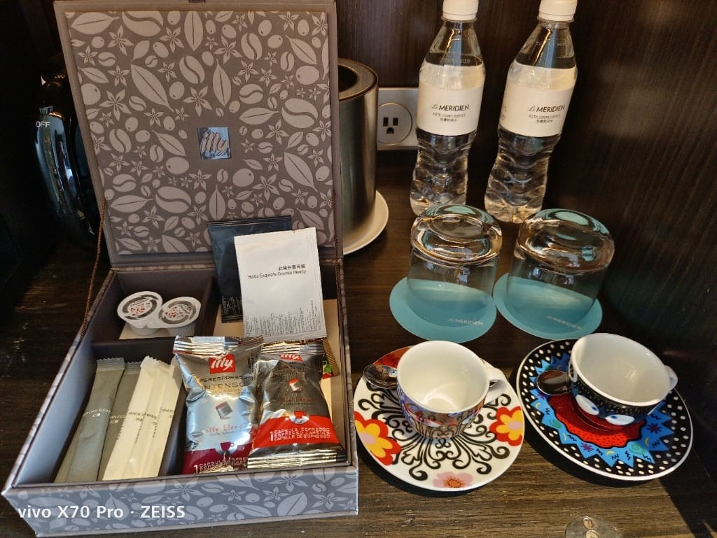 【台北住宿】台北寒舍艾美酒店，豪華客房開箱😍