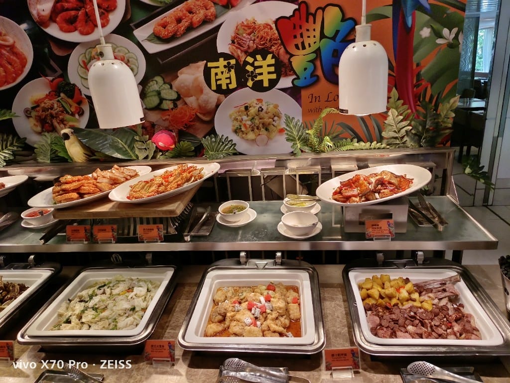 【台北吃到飽】老爺大酒店LeCafe4訪（平日午餐），小而精巧的飯店百匯