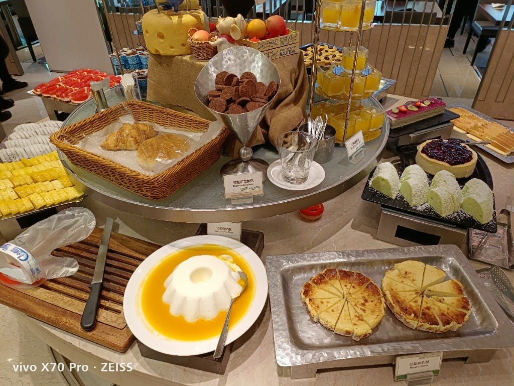 【台北吃到飽】老爺大酒店LeCafe4訪（平日午餐），小而精巧的飯店百匯