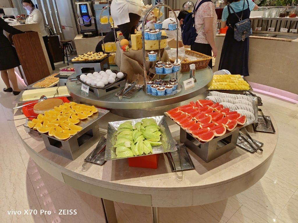 【台北吃到飽】老爺大酒店LeCafe4訪（平日午餐），小而精巧的飯店百匯