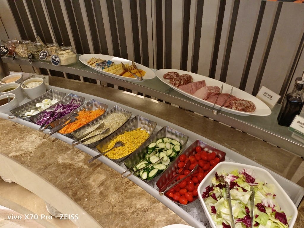 【台北吃到飽】老爺大酒店LeCafe4訪（平日午餐），小而精巧的飯店百匯