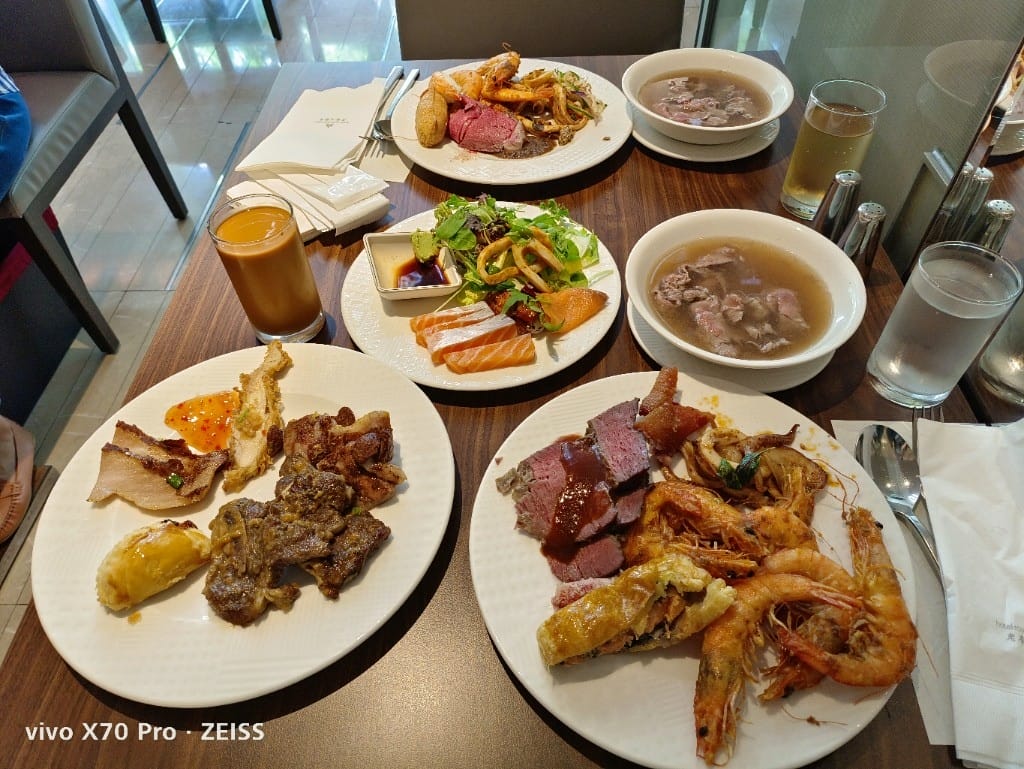 【台北吃到飽】老爺大酒店LeCafe4訪（平日午餐），小而精巧的飯店百匯