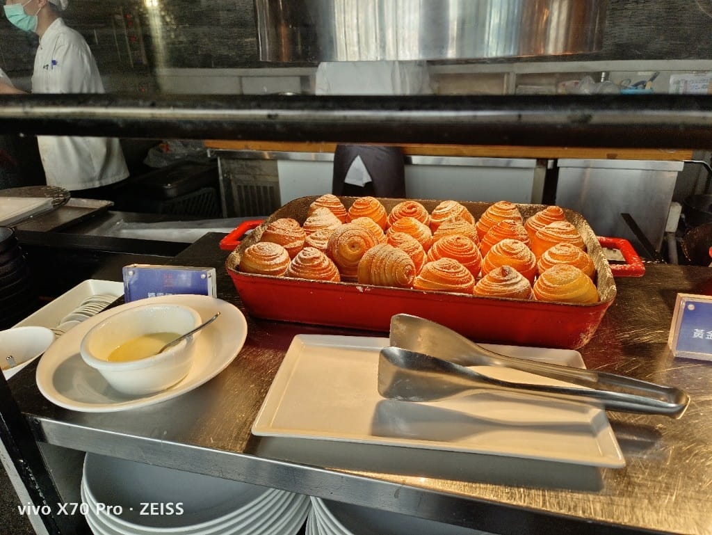 【桃園吃到飽】村民食堂廚窗港點，港式料理吃到飽，啤酒暢飲🥰