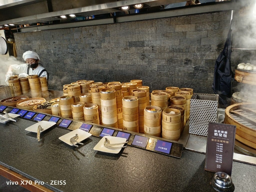 【桃園吃到飽】村民食堂廚窗港點，港式料理吃到飽，啤酒暢飲🥰