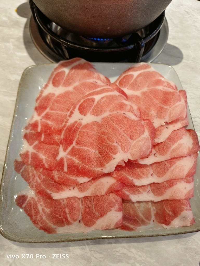 【新莊吃到飽】幸月港式雞煲，新莊最新港式火鍋吃到飽😸