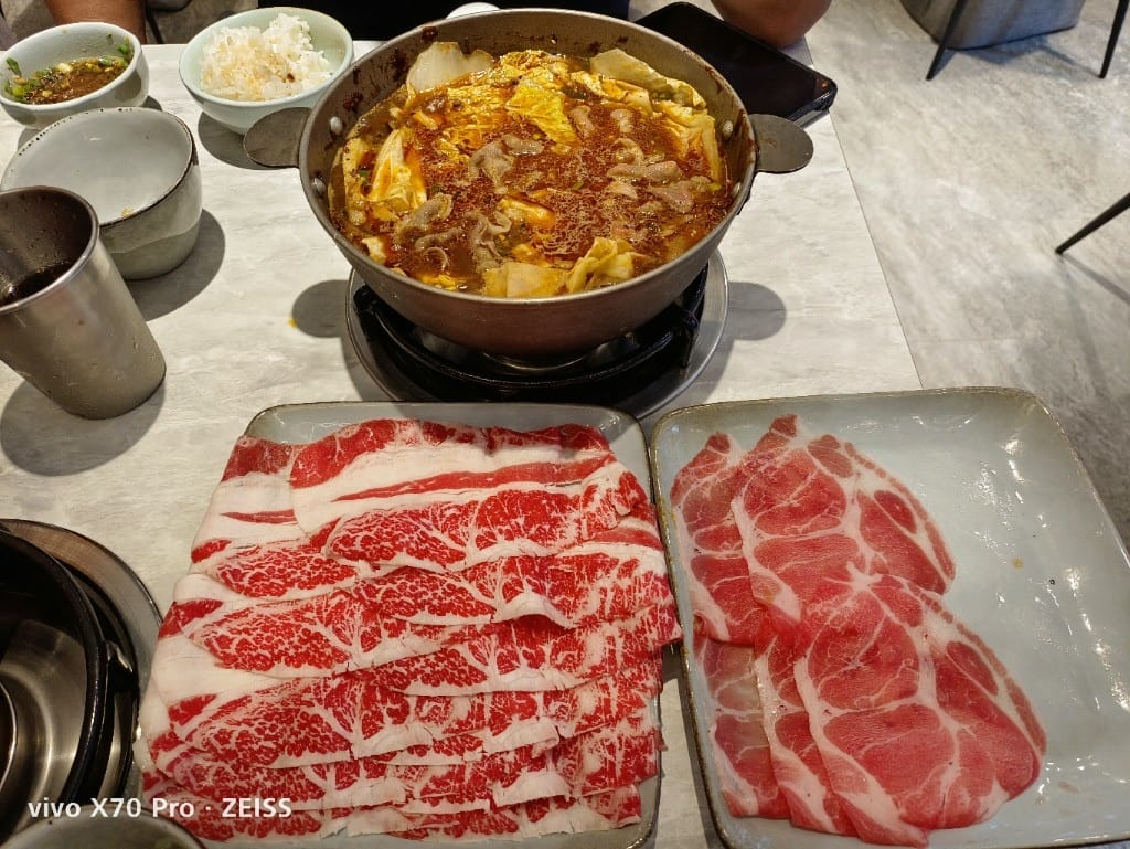 【新莊吃到飽】幸月港式雞煲，新莊最新港式火鍋吃到飽😸