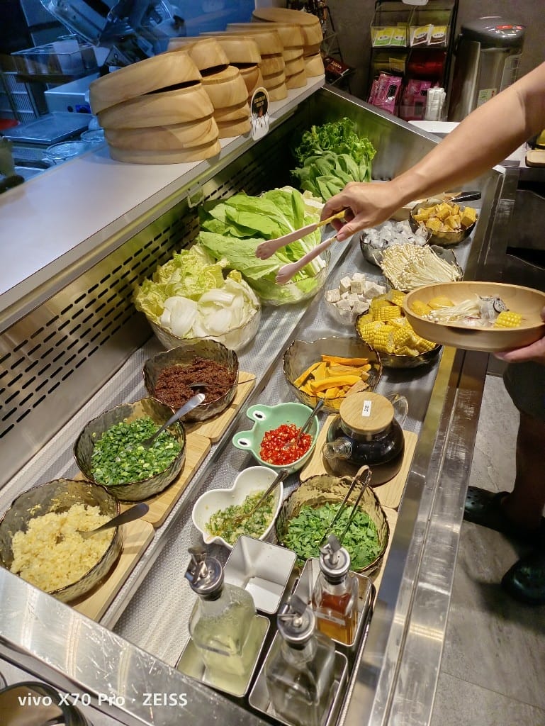 【新莊吃到飽】幸月港式雞煲，新莊最新港式火鍋吃到飽😸
