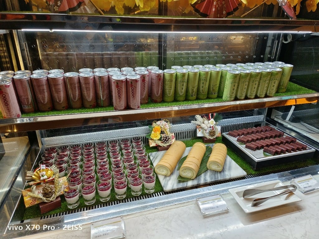 【台北吃到飽】艾美寒舍探索廚房假日午餐，中秋BBQ加菜，小龍蝦麵包蟹干貝自由😍