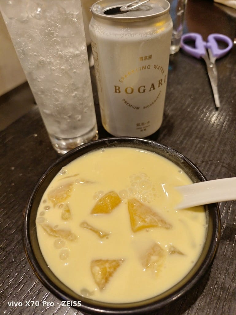 【台北吃到飽】艾美寒舍探索廚房假日午餐，中秋BBQ加菜，小龍蝦麵包蟹干貝自由😍