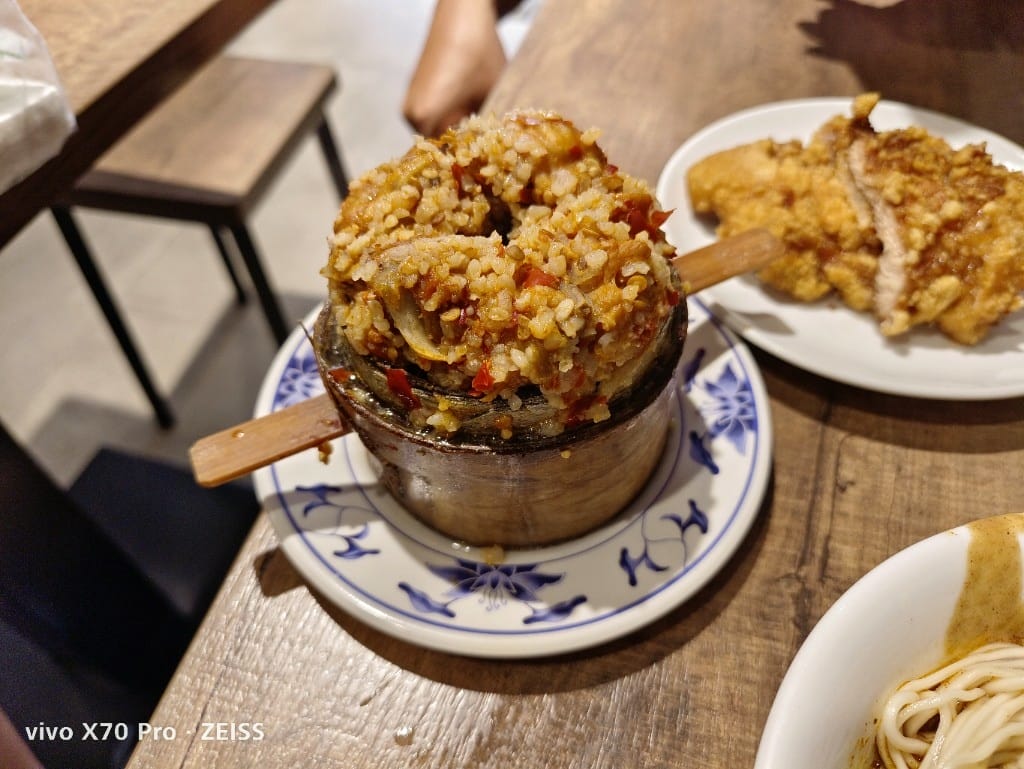 【台北美食】永康街美食，白水豆花&金雞母 &老鄧