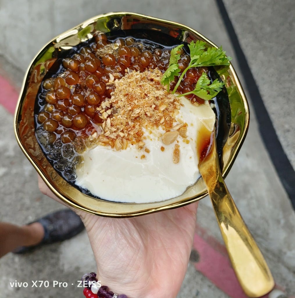 【台北美食】永康街美食，白水豆花&金雞母 &老鄧