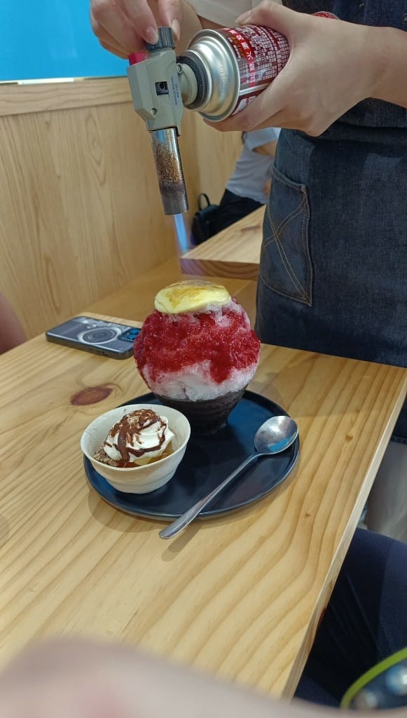 【台北美食】永康街美食，白水豆花&金雞母 &老鄧