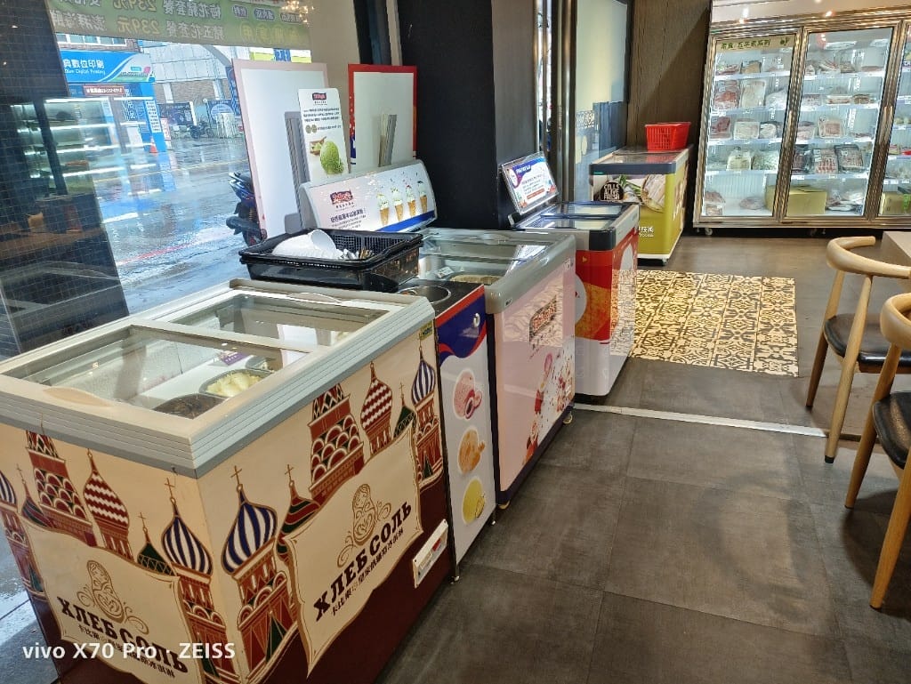 【桃園吃到飽】孫太太嚴選超市火鍋吃到飽，肉品和海鮮都不錯的平價吃到飽😸
