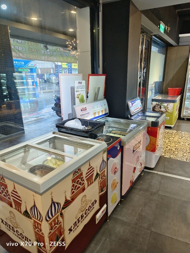 【桃園吃到飽】孫太太嚴選超市火鍋吃到飽，肉品和海鮮都不錯的平價吃到飽😸