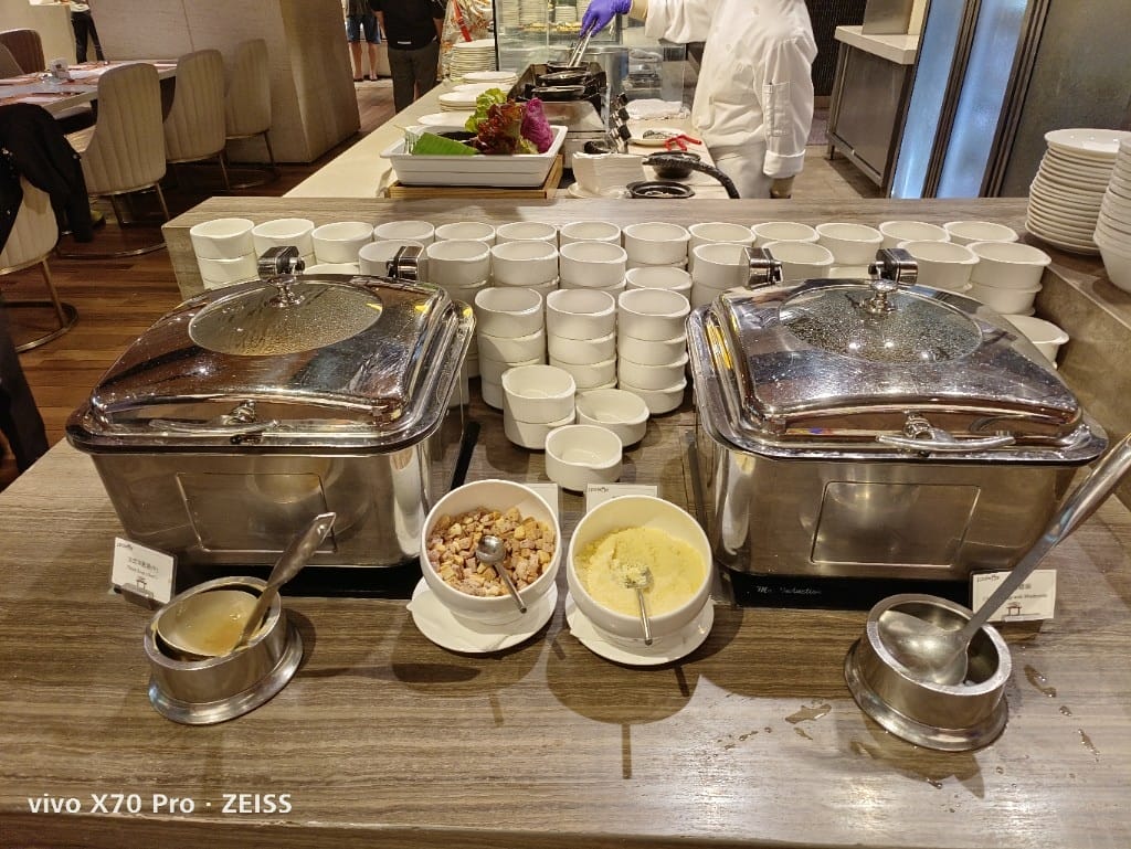 【台北吃到飽】美福彩匯下午茶15訪，回味美味的爐烤牛排、牛肉湯和NO1的甜點❤️