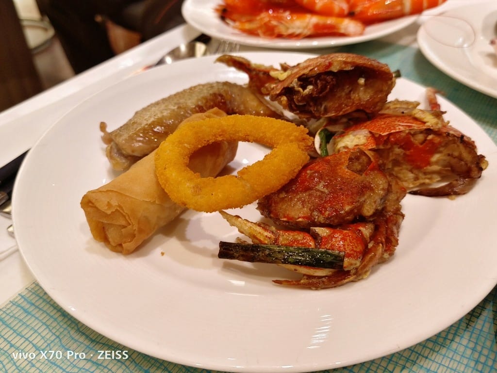 【台北吃到飽】美福彩匯下午茶15訪，回味美味的爐烤牛排、牛肉湯和NO1的甜點❤️