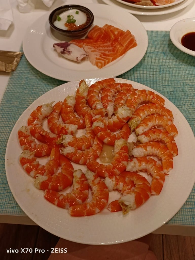【台北吃到飽】美福彩匯下午茶15訪，回味美味的爐烤牛排、牛肉湯和NO1的甜點❤️