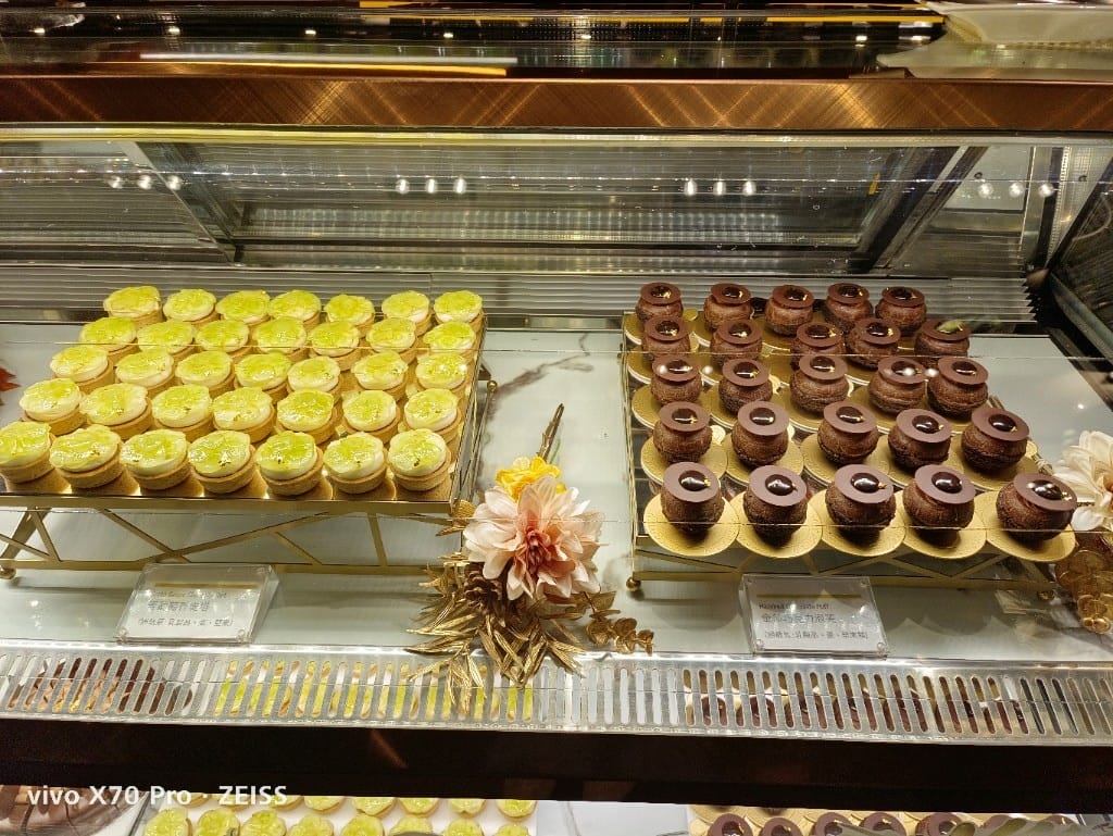 【台北吃到飽】艾美寒舍探索廚房，下午茶餐券買一送一（一人不到600）
