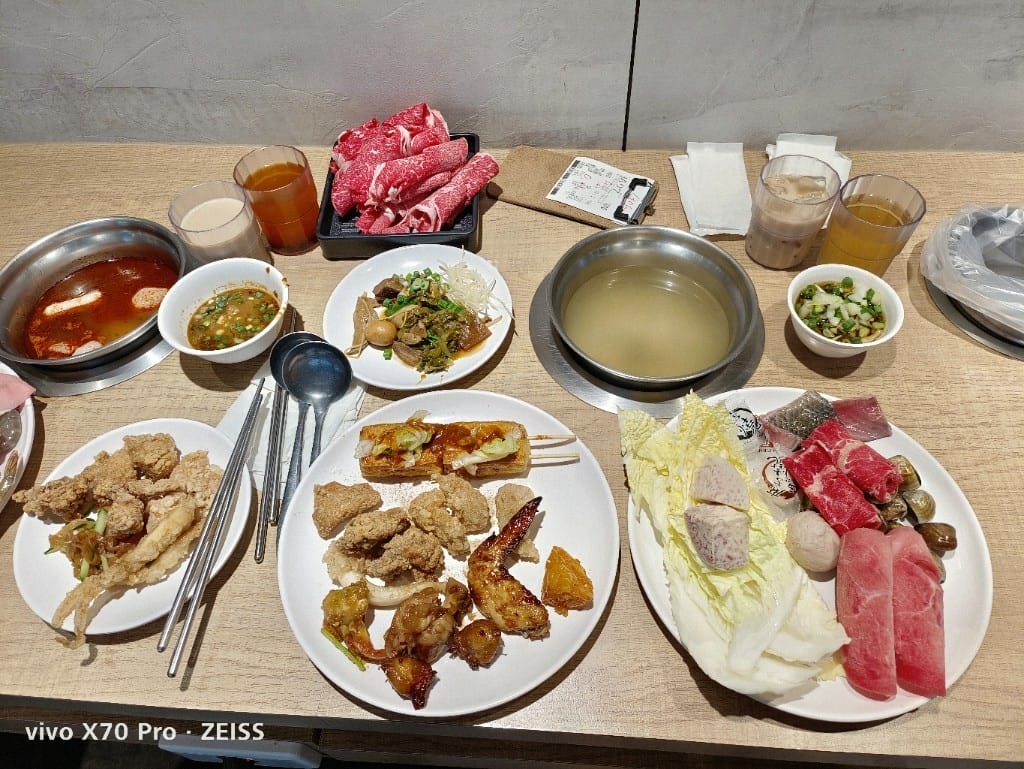 【板橋吃到飽】吉哆火鍋百匯，板橋最愛平價火鍋台灣小吃吃起來❤️