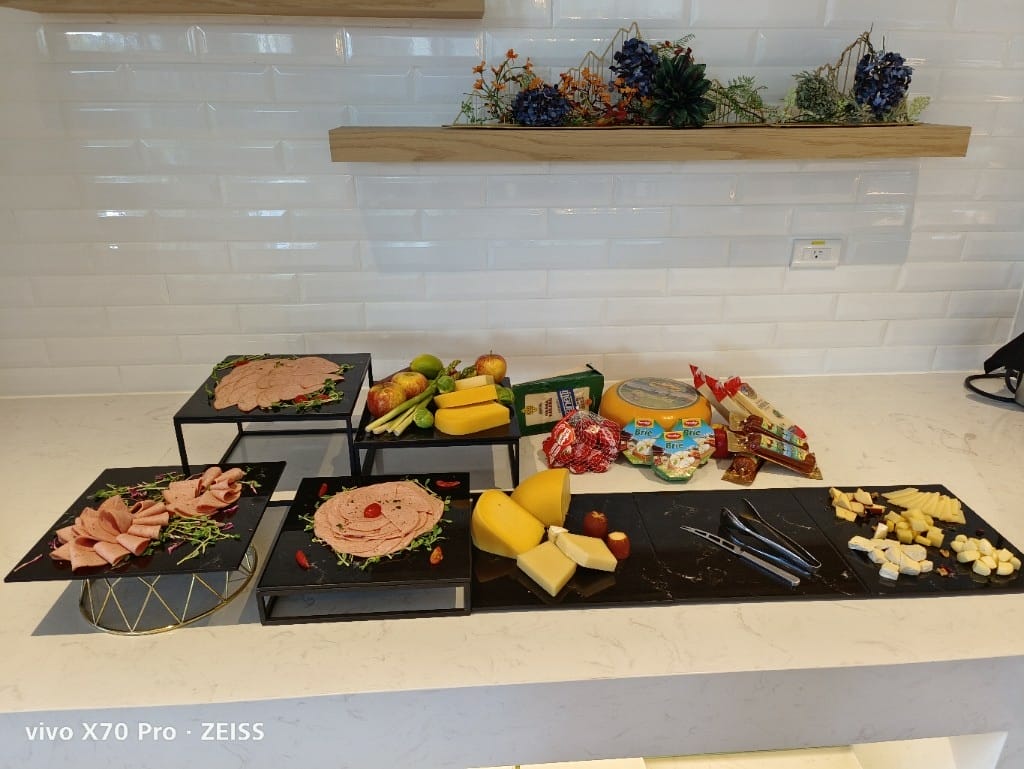 【新莊吃到飽】朵頤餐廳 Doricious，新莊最新吃到飽來囉！