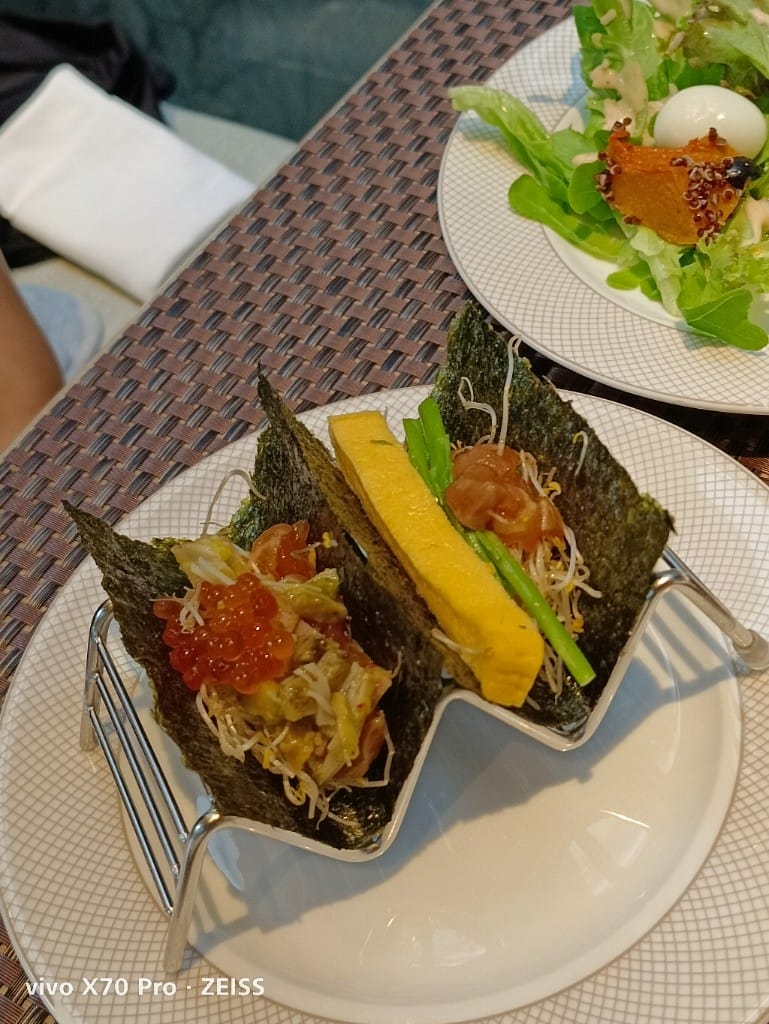 【台北吃到飽】香格里拉遠企CAFE平日午餐，秋蟹季開跑囉！20220923