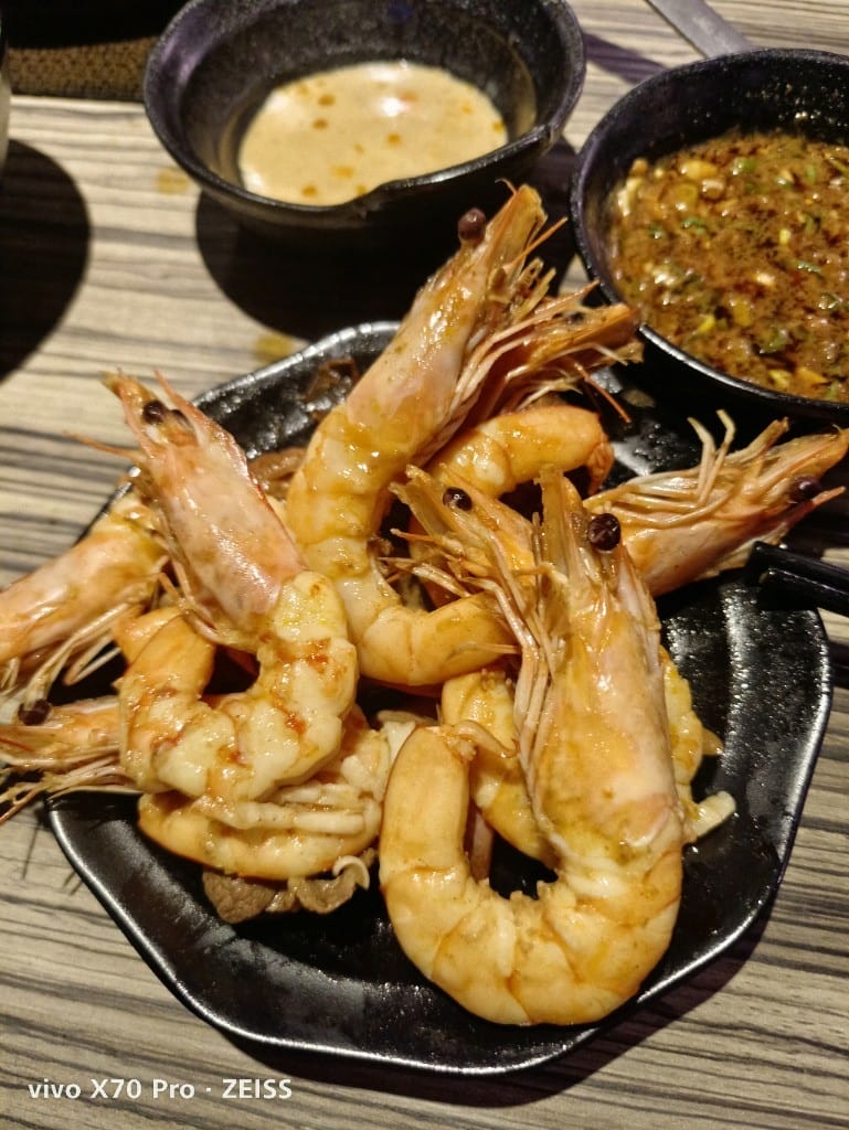 【台北吃到飽】狂野麻神麻辣火鍋，有現煎牛排的麻辣鍋吃到飽耶！