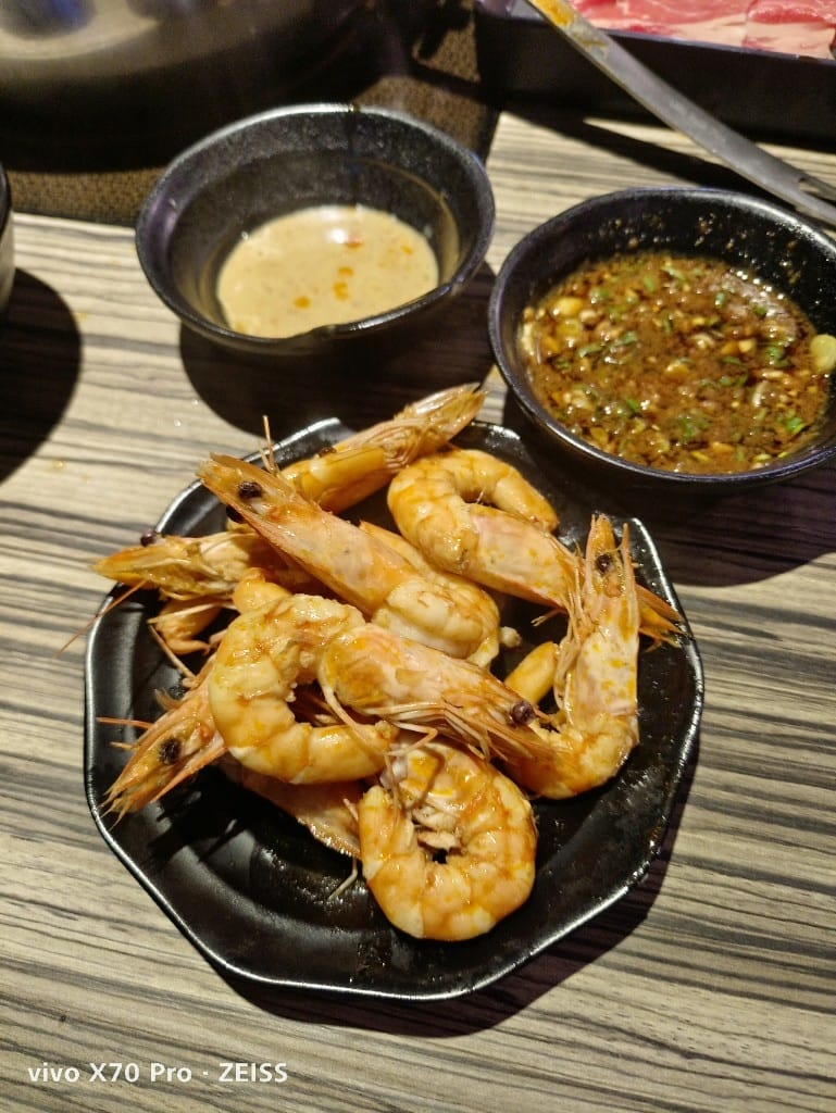 【台北吃到飽】狂野麻神麻辣火鍋，有現煎牛排的麻辣鍋吃到飽耶！
