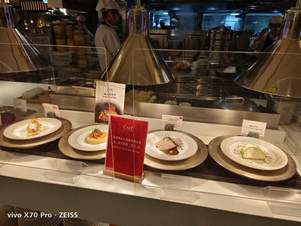 【台北吃到飽】香格里拉遠企CAFE平日午餐，秋蟹季開跑囉！20220923