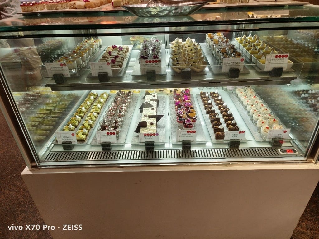 【台北吃到飽】香格里拉遠企CAFE平日午餐，秋蟹季開跑囉！20220923