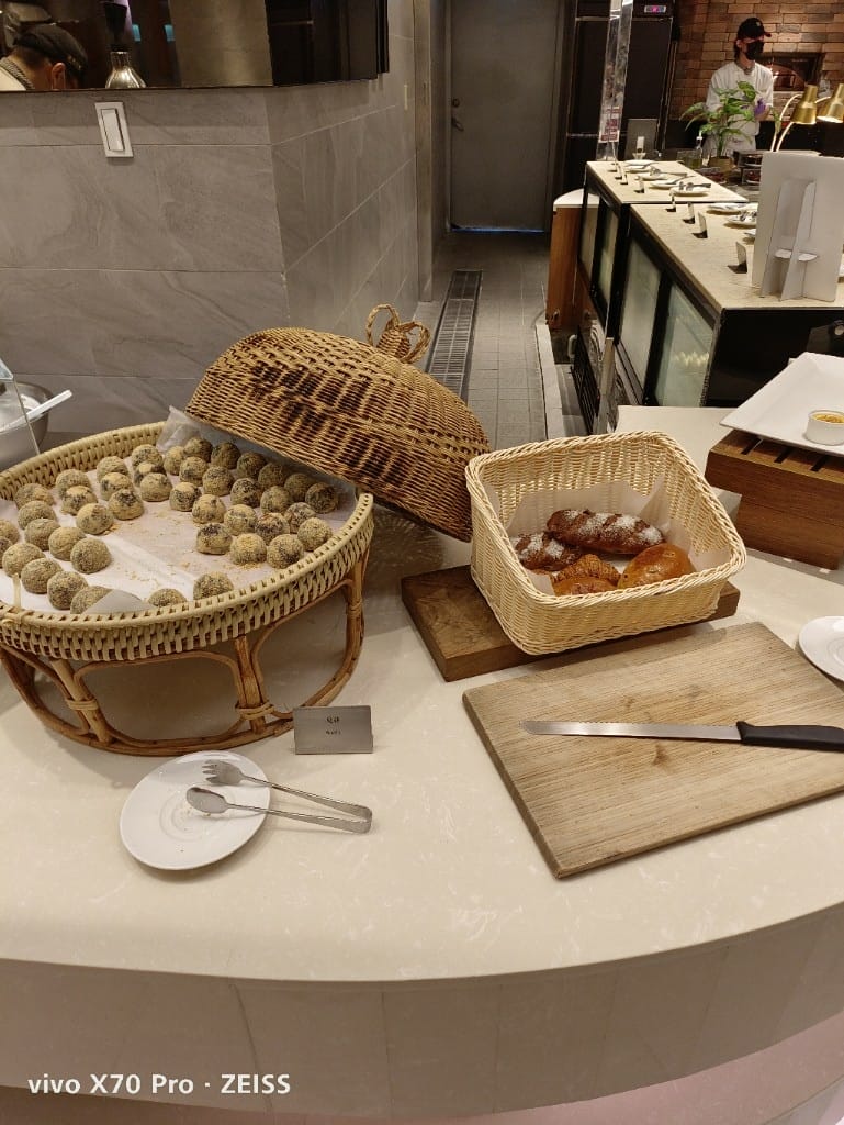 【桃園吃到飽】漢來海港餐廳 桃園店，平日午餐玉約饗樂買一送一！