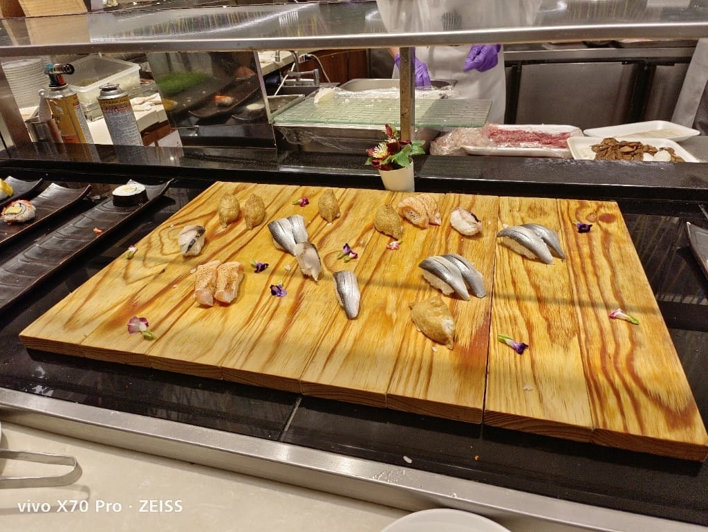 【桃園吃到飽】漢來海港餐廳 桃園店，平日午餐玉約饗樂買一送一！