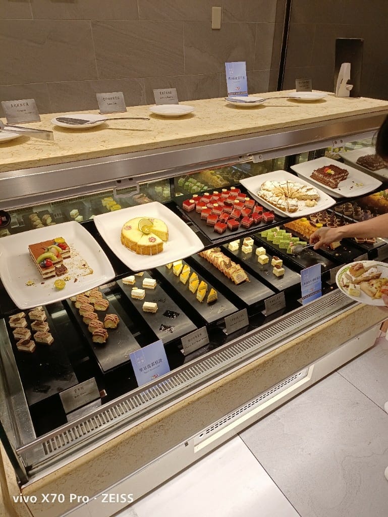 【桃園吃到飽】漢來海港餐廳 桃園店，平日午餐玉約饗樂買一送一！