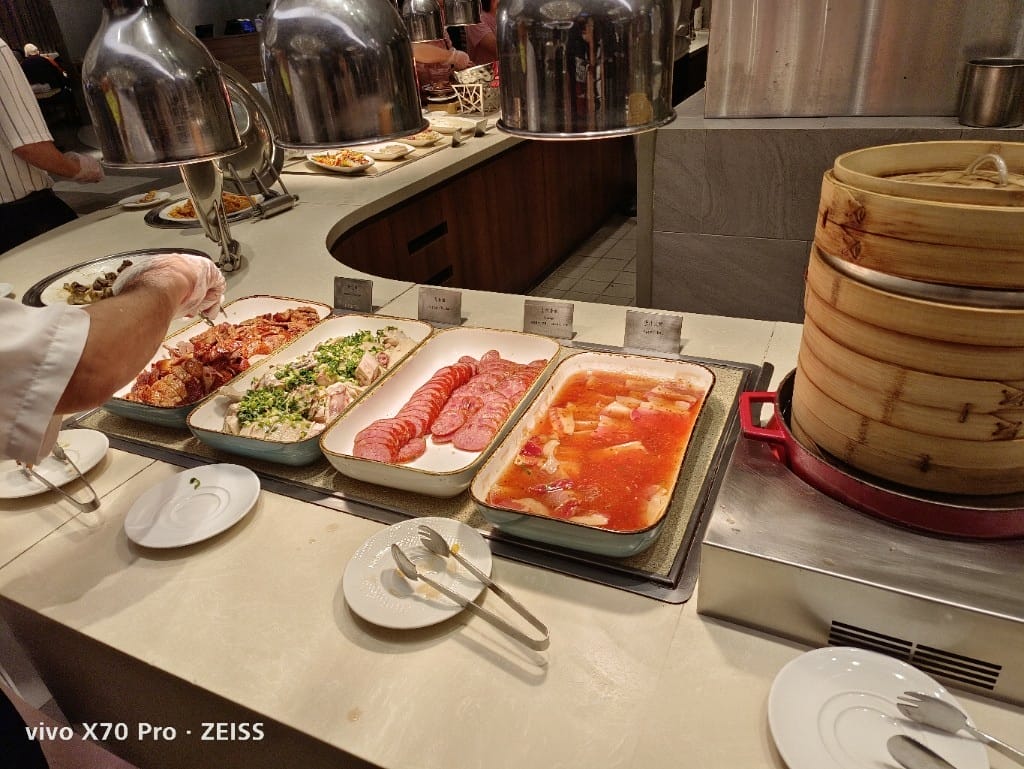 【桃園吃到飽】漢來海港餐廳 桃園店，平日午餐玉約饗樂買一送一！