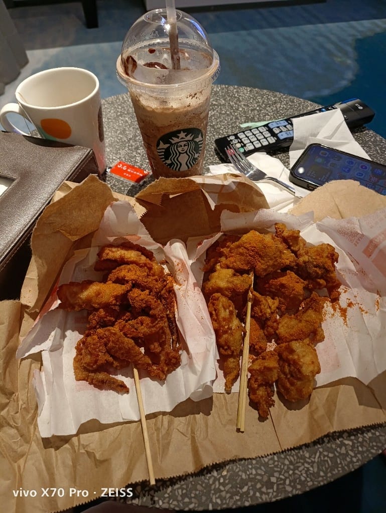 【桃園住宿】COZZI Blu 和逸飯店 桃園館，可24H觀賞Xpark水族館直播秀❤️