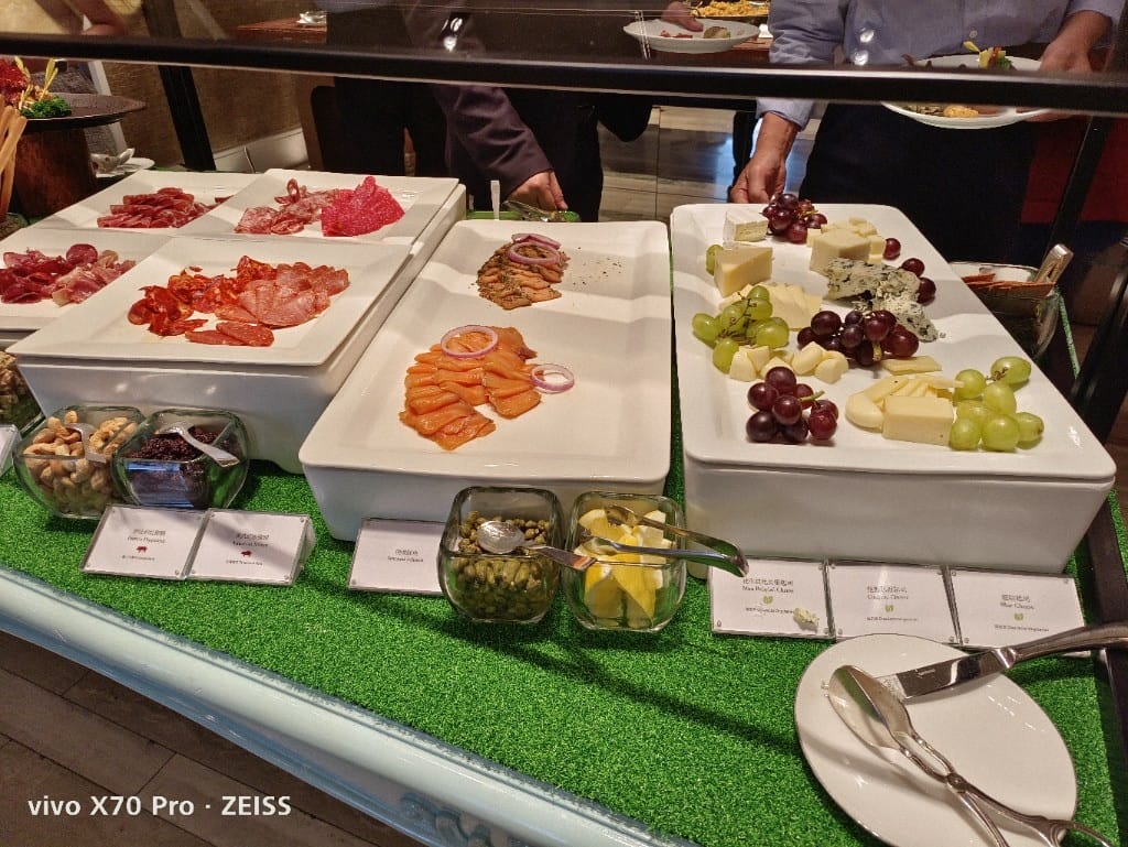 【台北吃到飽】東方文華酒店CAFÉ 4訪，2022最難訂位的飯店Buffet，頂級海鮮通通都有！！！