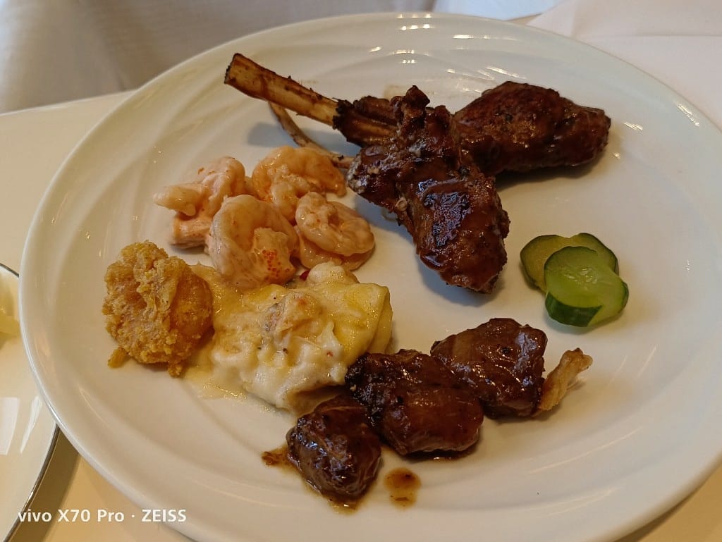 【台北吃到飽】東方文華酒店CAFÉ 4訪，2022最難訂位的飯店Buffet，頂級海鮮通通都有！！！